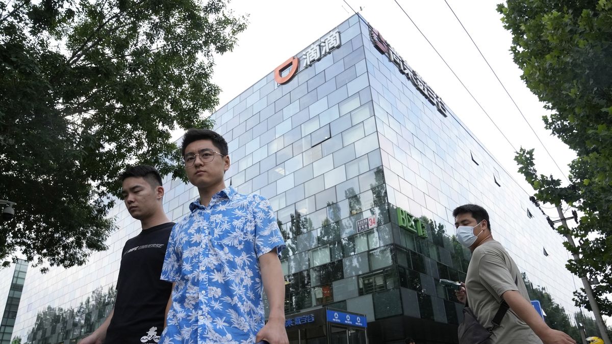 Trik čínských firem, jak získat peníze na mezinárodních trzích, ohrožuje investory